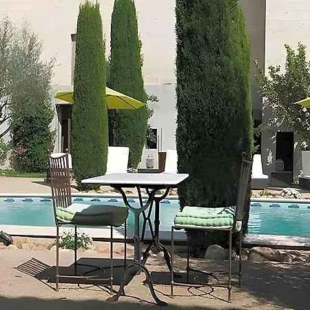 Hotel Le Domaine De La Fosse Saint-Gilles (Gard)