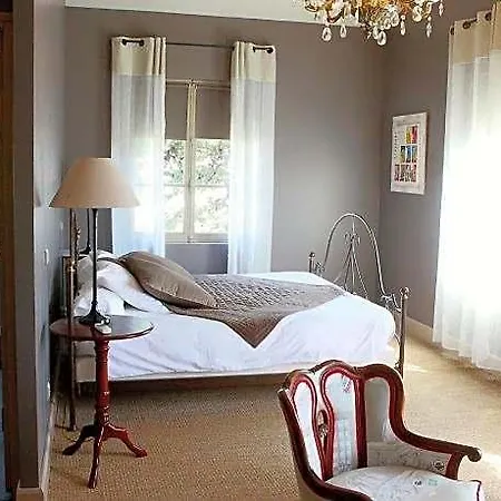 Le Domaine De La Fosse 3* سان جيل