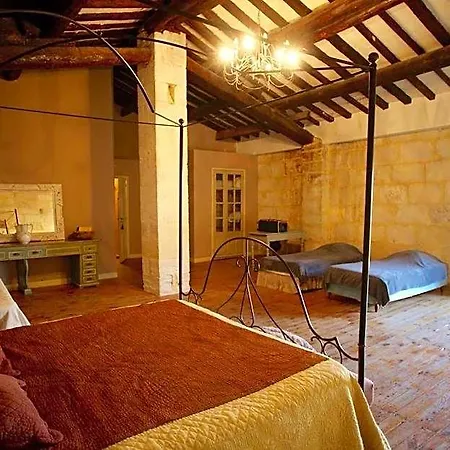 Le Domaine De La Fosse Saint-Gilles (Gard)